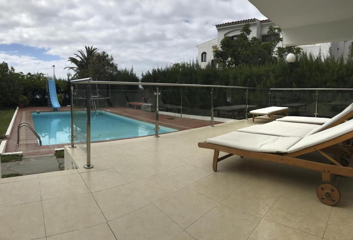 Villa En Primera Linea De Playa